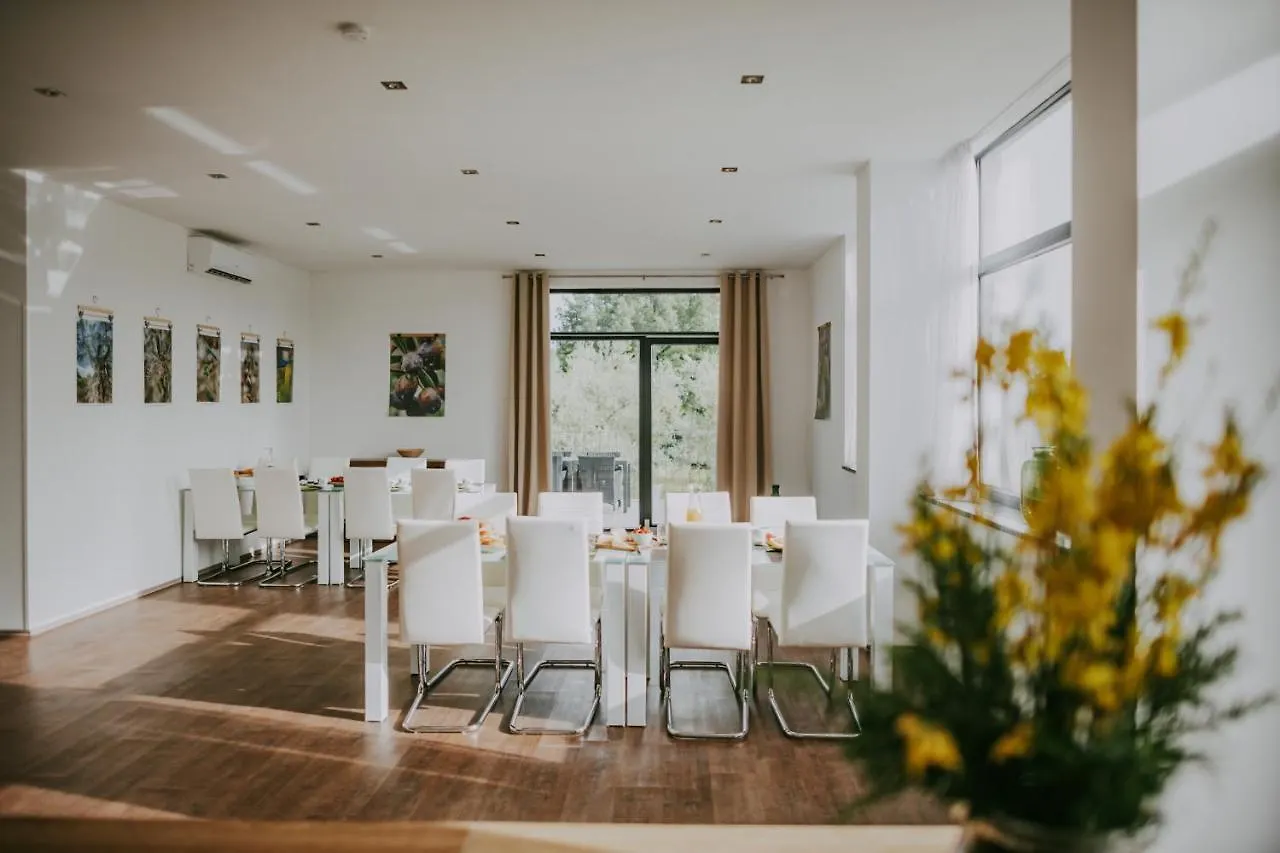 Villa Laurus Residence Buje